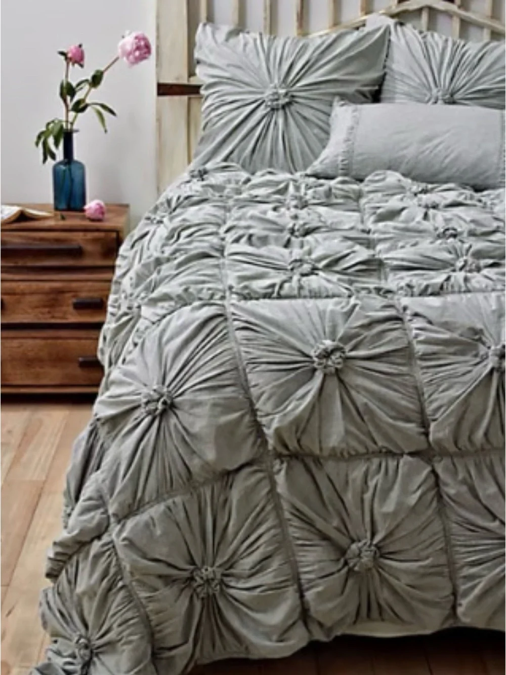 Anthropologie Organic Rosette Jersey Quilt by Lazybones